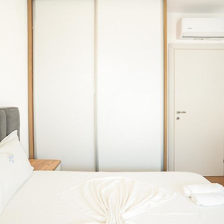 The Blue Pearl Apartment 2 Durres Exterior photo